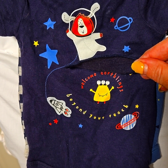 GERBER Newborn 3 pack short sleeve onesie for boys - Picture 7 of 8